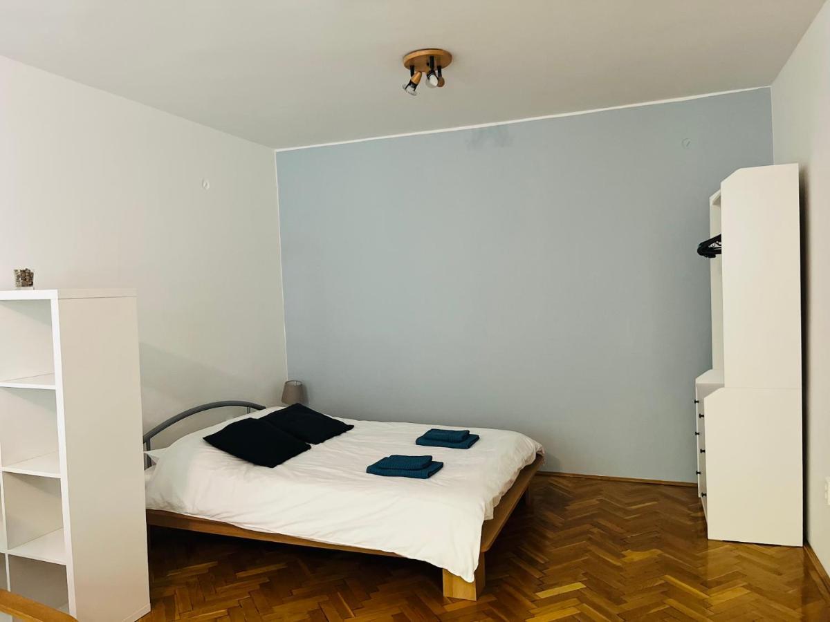 Bauhaus Flat In Amazing Location Apartment Budapesta Exterior foto